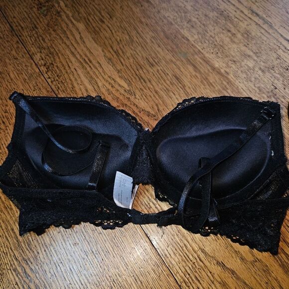 Sophie B Women's Black Lace Overlay 34C Bra – Gently Worn Intimates - Picture 4 of 7